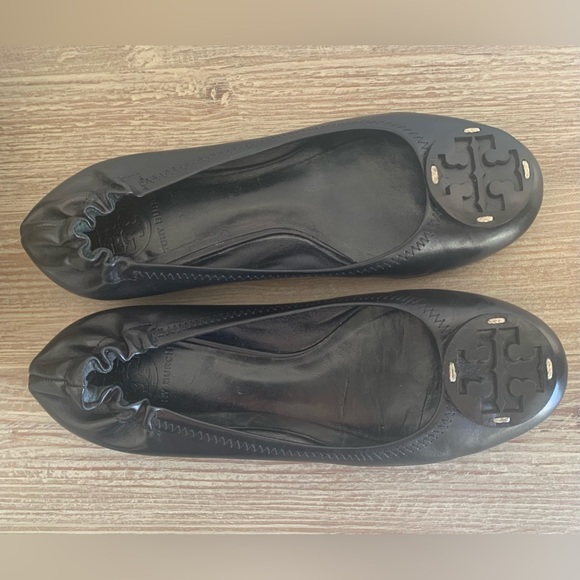 Tory Burch Black Leather Ballet Flats - Picture 4 of 9